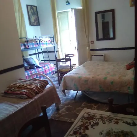 Beautiful Double Room * タオルミーナ